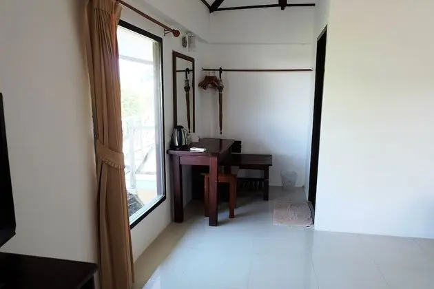 Deluxe Front Bungalow