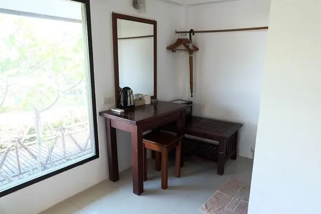 Deluxe Front Bungalow