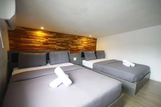 2 Bedrooms