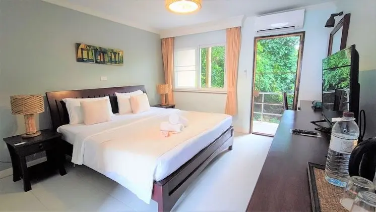 Budget Rear Side Room