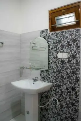 Üç Kişilik Oda, Bahçe Manzaralı