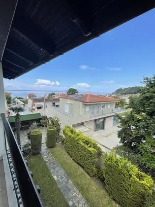 Üç Kişilik Oda