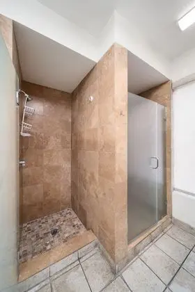 Ortak Ranzalı Oda (Mixed, 1 Bed)