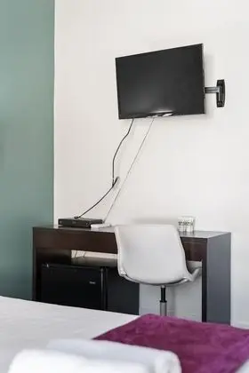 Tek Büyük Yataklı Oda, 1 Büyük (Queen) Boy Yatak