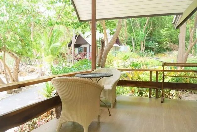 Beachfront Honeymoon Suite