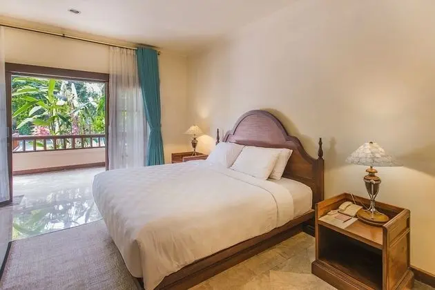 Deluxe Oda, 1 En Büyük (King) Boy Yatak