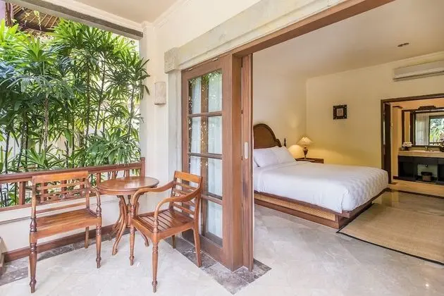 Deluxe Oda, 1 En Büyük (King) Boy Yatak