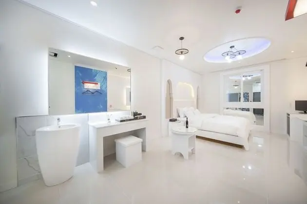 Standard Oda (Drive-through)