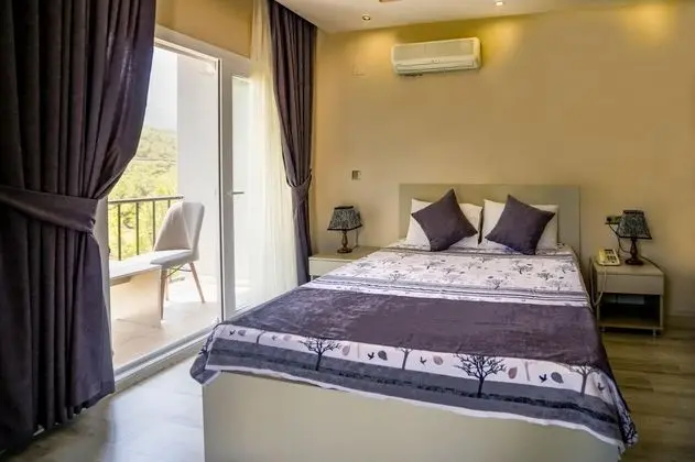 Standart Oda, Şehir veya Dağ Manzaralı, Balkonlu
