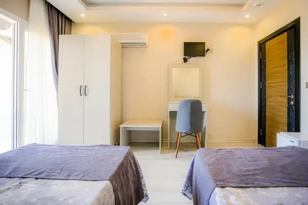 Twin, Şehir veya Dağ Manzaralı, Balkonlu