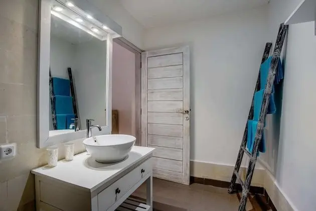 Basic Villa, Birden Çok Yatak