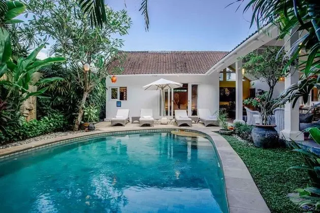 Basic Villa, Birden Çok Yatak