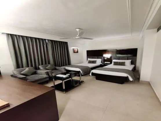 Deluxe Tek Büyük veya İki Ayrı Yataklı Oda