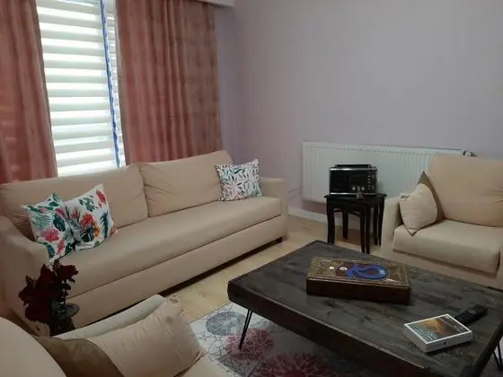 Aile Odası, Şehir Manzaralı