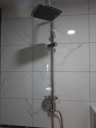 Aile Odası, Şehir Manzaralı