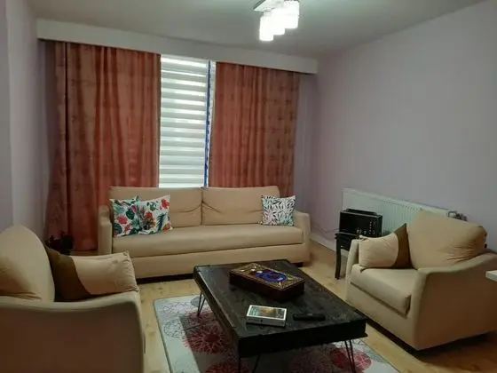 Aile Odası, Şehir Manzaralı