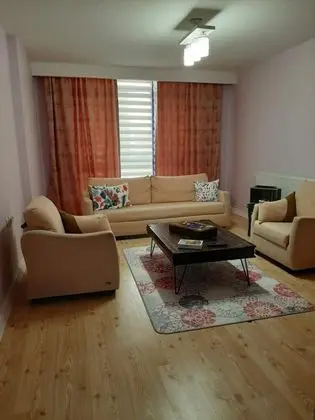 Aile Odası, Şehir Manzaralı