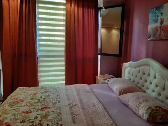 Çift Kişilik, Şehir Manzaralı