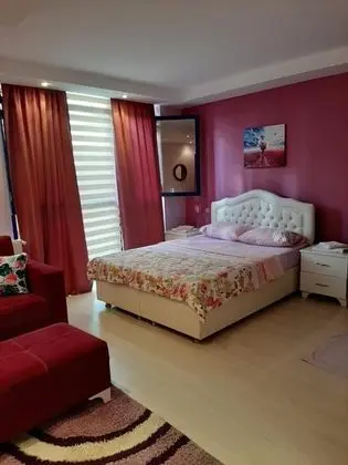 Çift Kişilik, Şehir Manzaralı