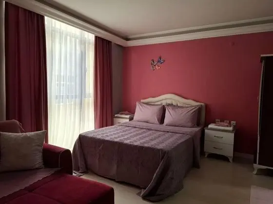 Çift Kişilik, Şehir Manzaralı