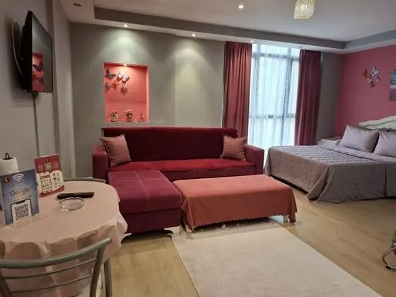 Çift Kişilik, Şehir Manzaralı