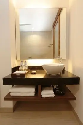 Tek Büyük veya İki Ayrı Yataklı Oda, Bahçe Manzaralı