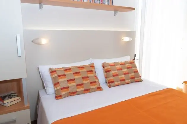 Comfort Tek Büyük veya İki Ayrı Yataklı Oda