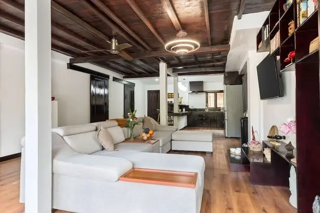 Deluxe Villa