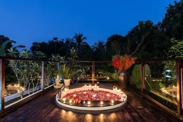 Deluxe Villa