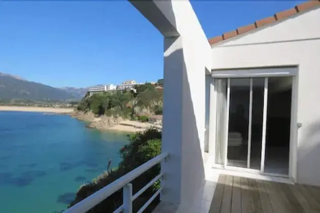 Villa, Deniz Manzaralı