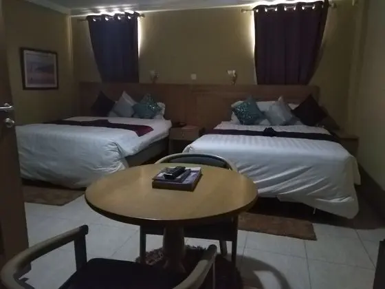 Luxury Tek Büyük Yataklı Oda