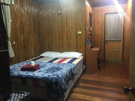 Hut Wood Bungalow