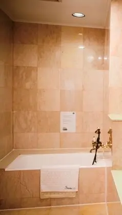 Exclusive Tek Büyük Yataklı Oda, 1 Yatak Odası, 2 Banyolu, Executive Katı