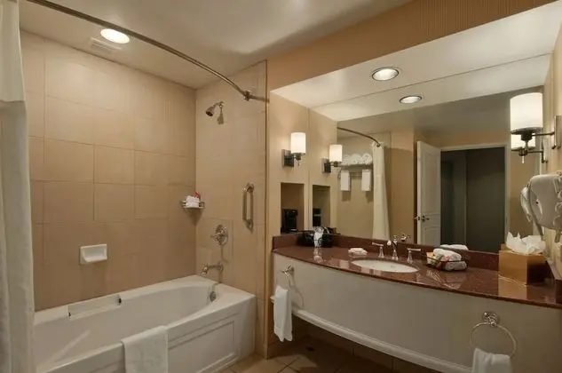 Luxury Oda, 2 Büyük (Queen) Boy Yatak, Sigara İçilmez