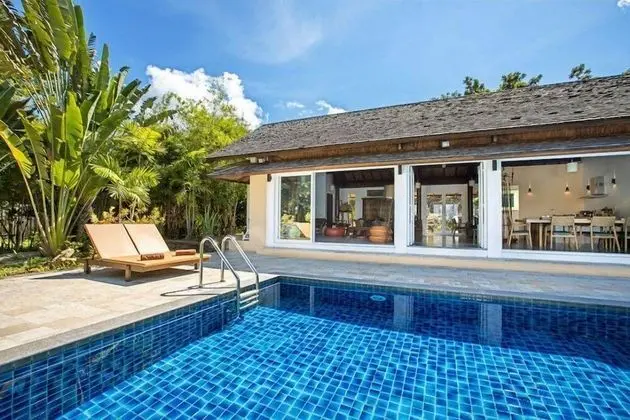 SEAVIEW POOL VILLA-CORTEZ