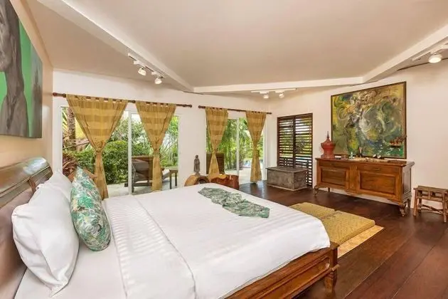 SEAVIEW POOL VILLA-CORTEZ