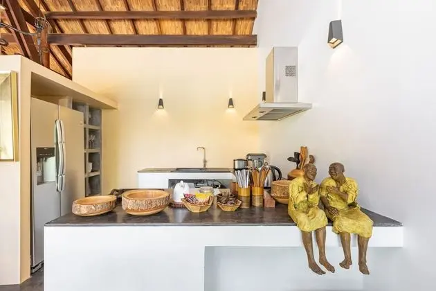 SEAVIEW POOL VILLA-CORTEZ