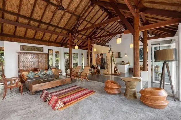 SEAVIEW POOL VILLA-CORTEZ