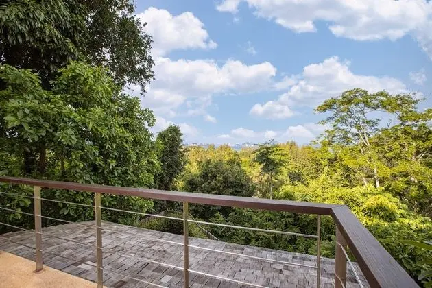 SEAVIEW POOL VILLA-TREETOP