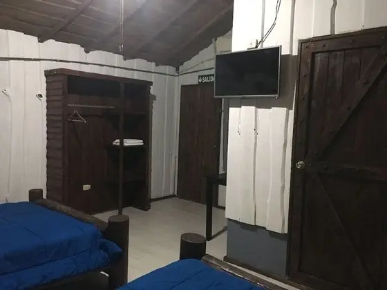 Habitacion vista a la calle planta alta