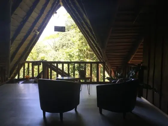 Habitacion vista a la calle planta alta