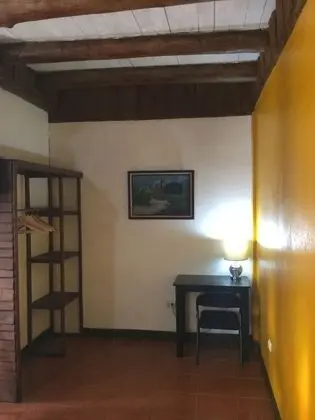 Habitacion vista a la calle planta baja