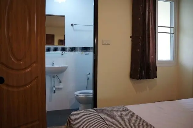 Standard Fan Room