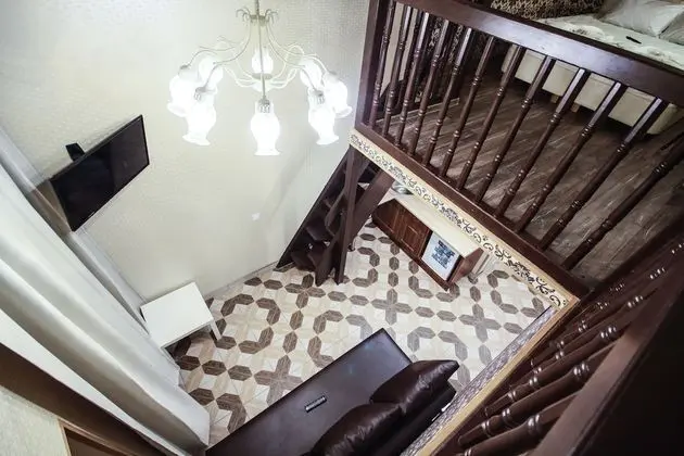 Dubleks (with Shower)