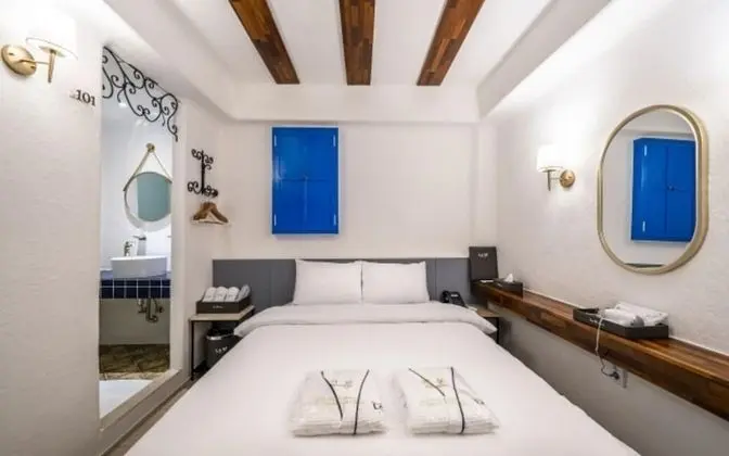 Oda (Standard room (Netflix viewing is pos)