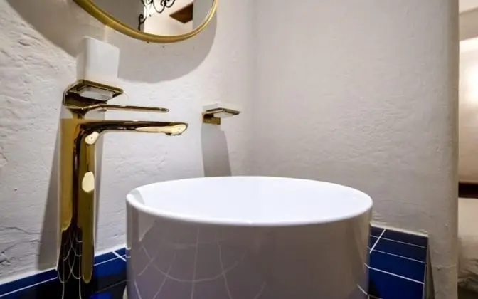 Oda (Standard room (Netflix viewing is pos)