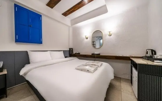 Oda (Standard room (Netflix viewing is pos)