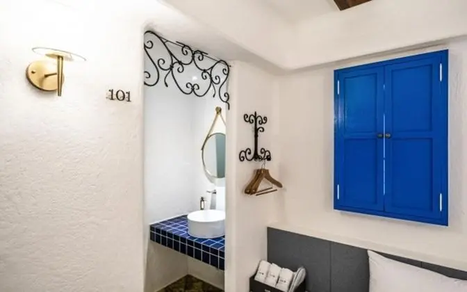 Oda (Standard room (Netflix viewing is pos)