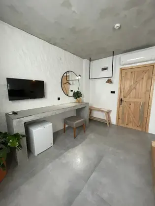 Çift Kişilik, Bahçe veya Sokak Manzaralı