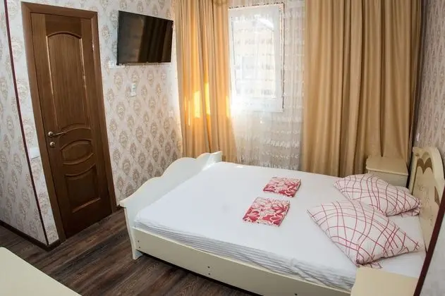 Tek Büyük veya İki Ayrı Yataklı Oda